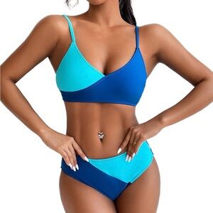 BNWT Modihito Women’s Spaghetti Strap Bikini Set. XXL